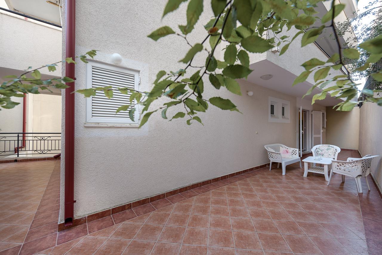 Apartments Mon Beach Будва Екстериор снимка